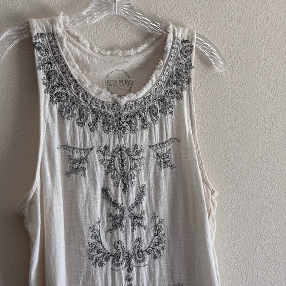 Lucky Brand Women's Embroidered Tank Top SZ M Ivory - Picture 2 of 10